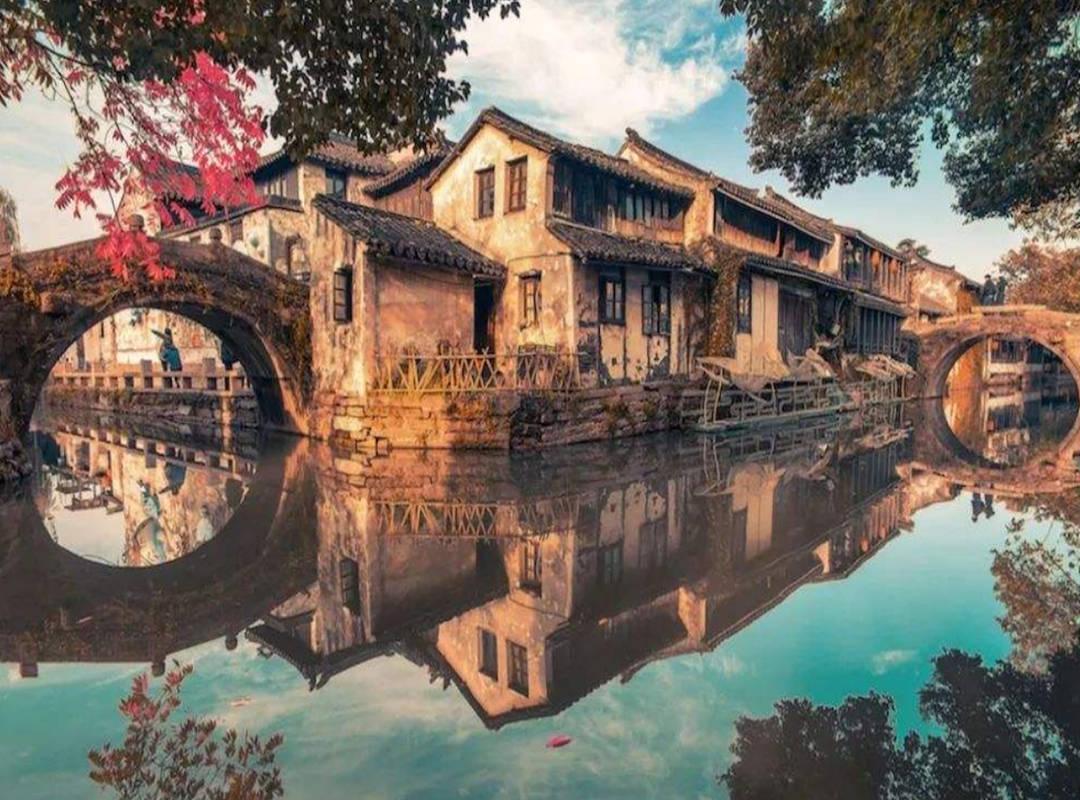 五大公募评市场异动：两因素致核心股指震荡下行 部分领域的细分龙头公司已极具性价比